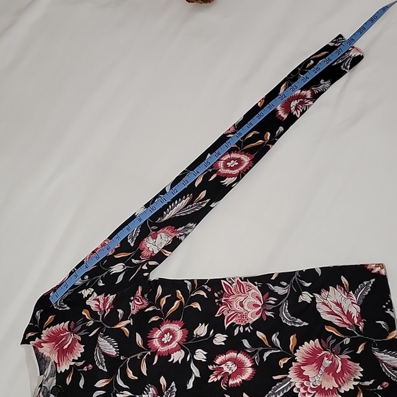 LOFT Black Cardigan w/ Flowers - Picture 4 of 6